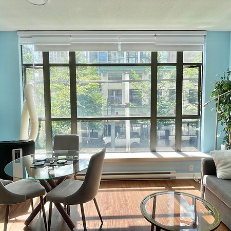 Downtown 1Br Condo At Granville Strip Near English Bay Vancouver Kültér fotó