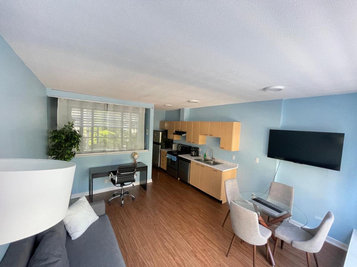 Downtown 1Br Condo At Granville Strip Near English Bay Vancouver Kültér fotó